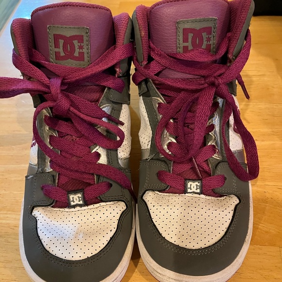 DC REBOUND YOUTH SIZE 6 MID TOP  Purple/White/Silver SKATE SHOES - Picture 6 of 9